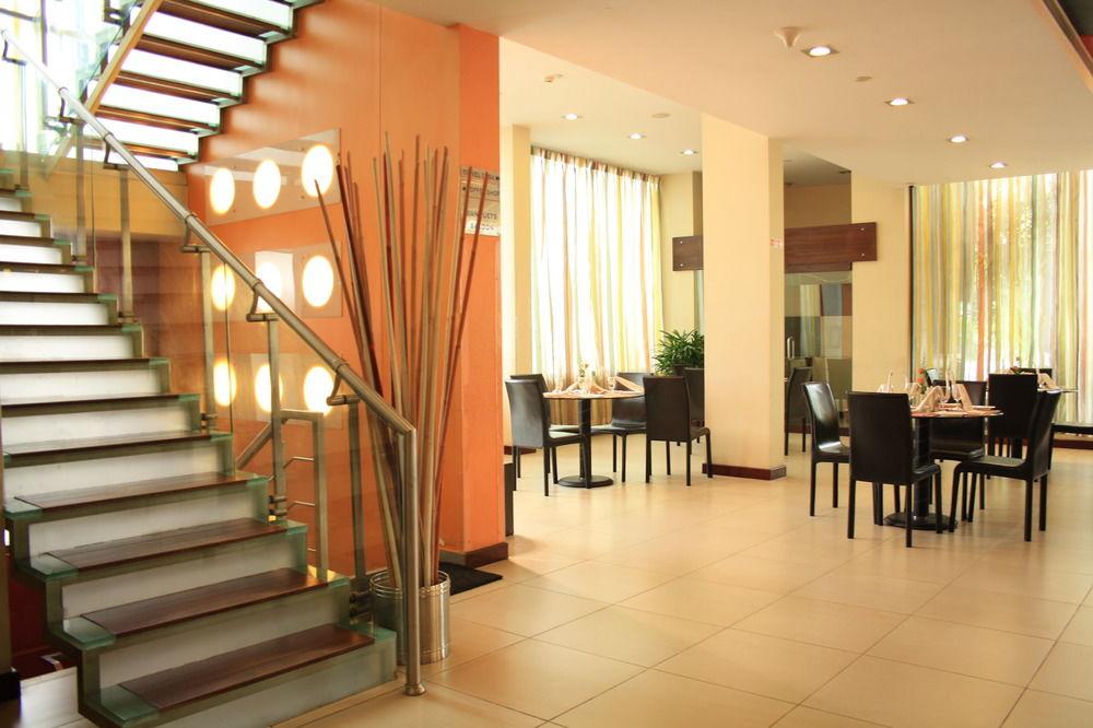 37Th Crescent Hotel Bengaluru Bangalore Exterior foto