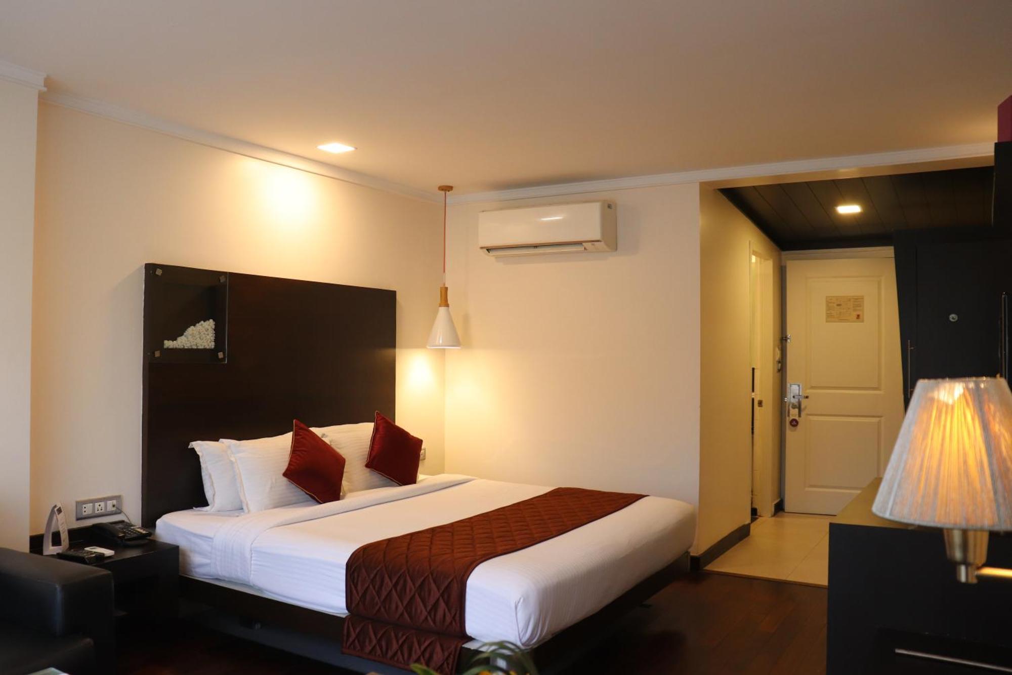 37Th Crescent Hotel Bengaluru Bangalore Exterior foto